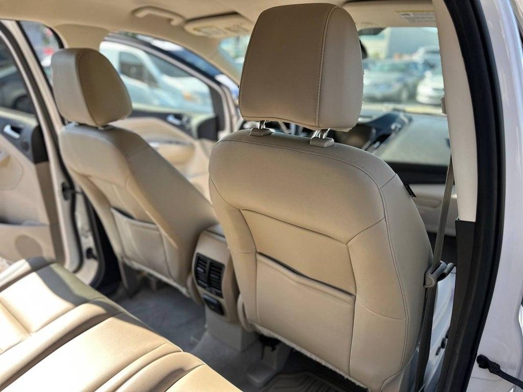 Ford Escape FWD 4dr Titanium 2015
