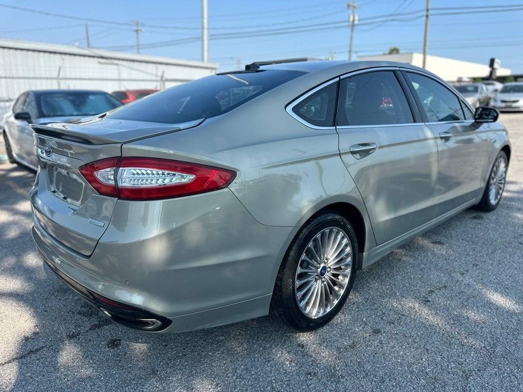 Ford Fusion 4dr Sdn Titanium FWD 2015