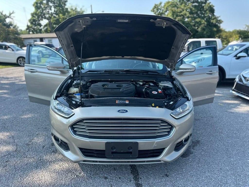 Ford Fusion 4dr Sdn Titanium FWD 2015