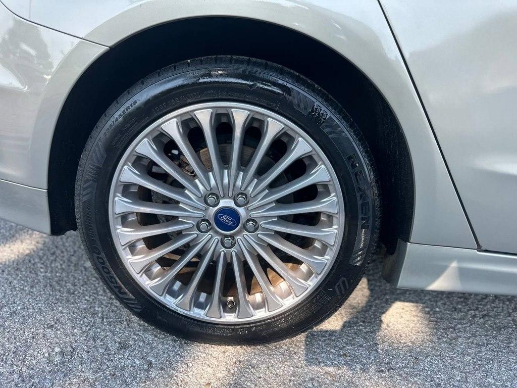 Ford Fusion 4dr Sdn Titanium FWD 2015