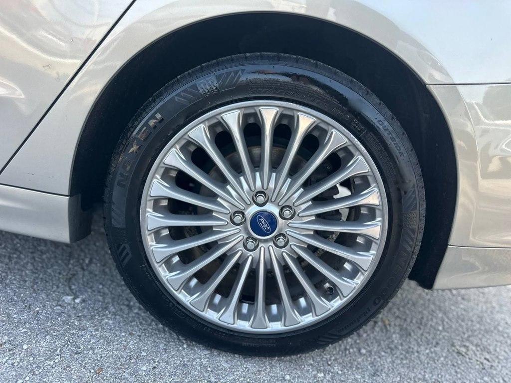 Ford Fusion 4dr Sdn Titanium FWD 2015