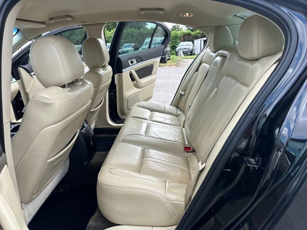 Lincoln MKS 4dr Sdn 3.5L AWD EcoBoost 2014