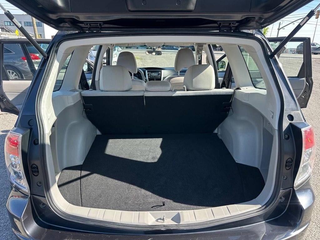 Subaru Forester 4dr Auto 2.5X 2013