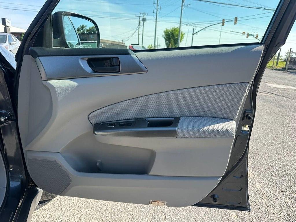 Subaru Forester 4dr Auto 2.5X 2013