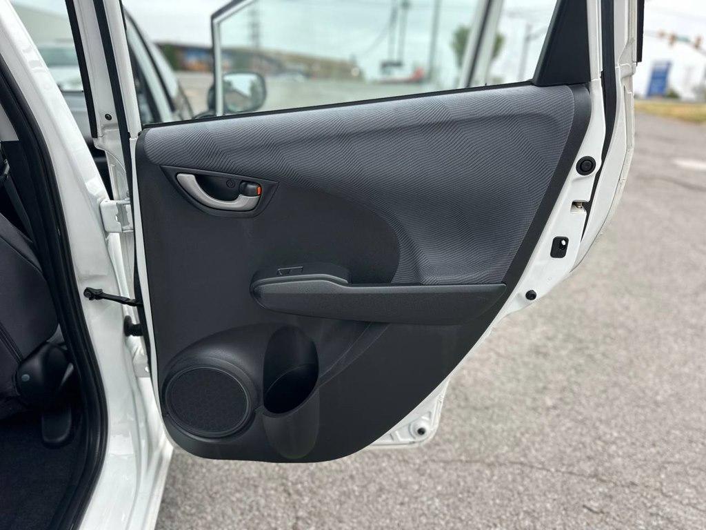 Honda Fit 5dr HB Auto 2009