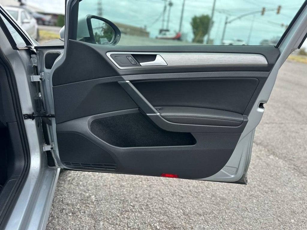 Volkswagen Golf SportWagen 4dr DSG TDI S 2015