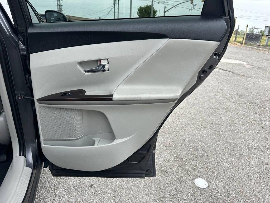 Toyota Venza 4dr Wgn I4 FWD (Natl) 2009