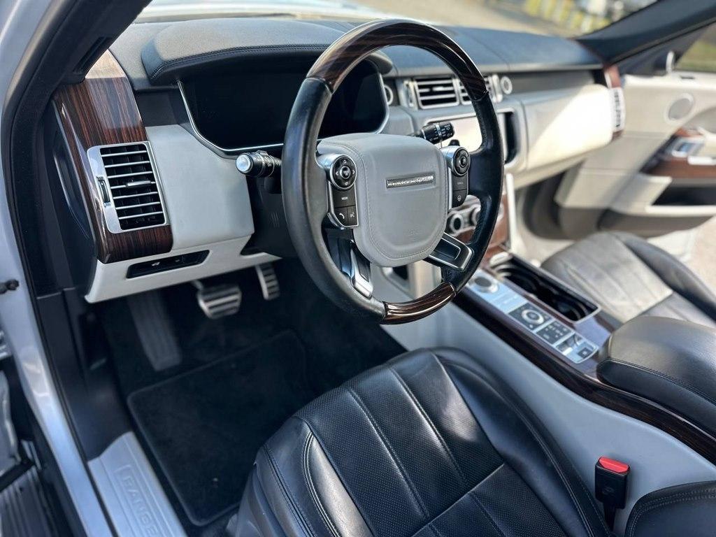 Land Rover Range Rover 4WD 4dr Supercharged 2014