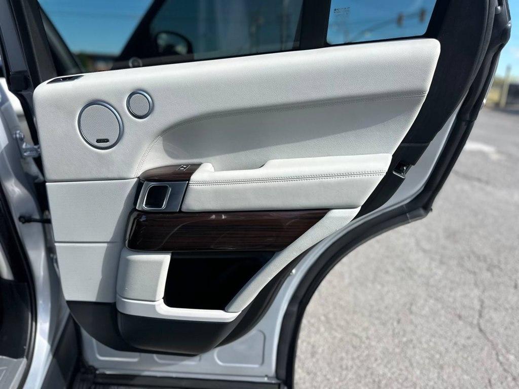 Land Rover Range Rover 4WD 4dr Supercharged 2014