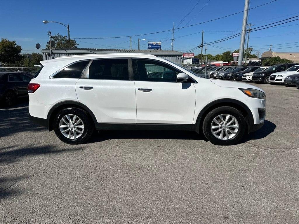 Kia Sorento LX V6 FWD 2017