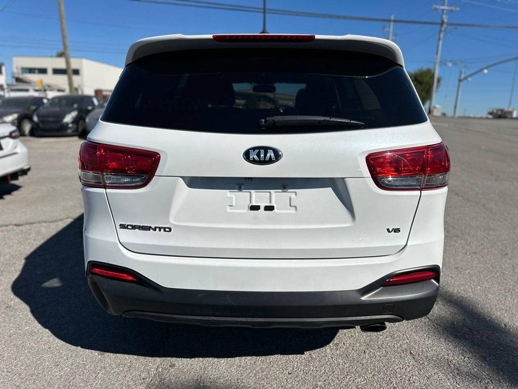 Kia Sorento LX V6 FWD 2017
