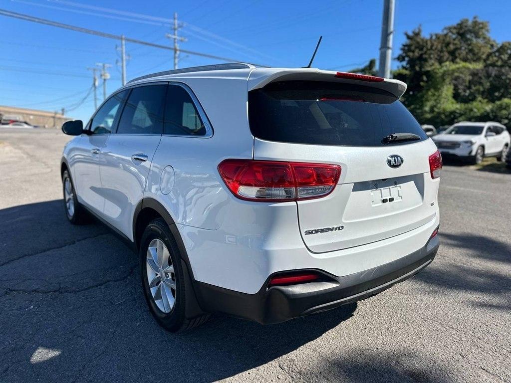 Kia Sorento LX V6 FWD 2017
