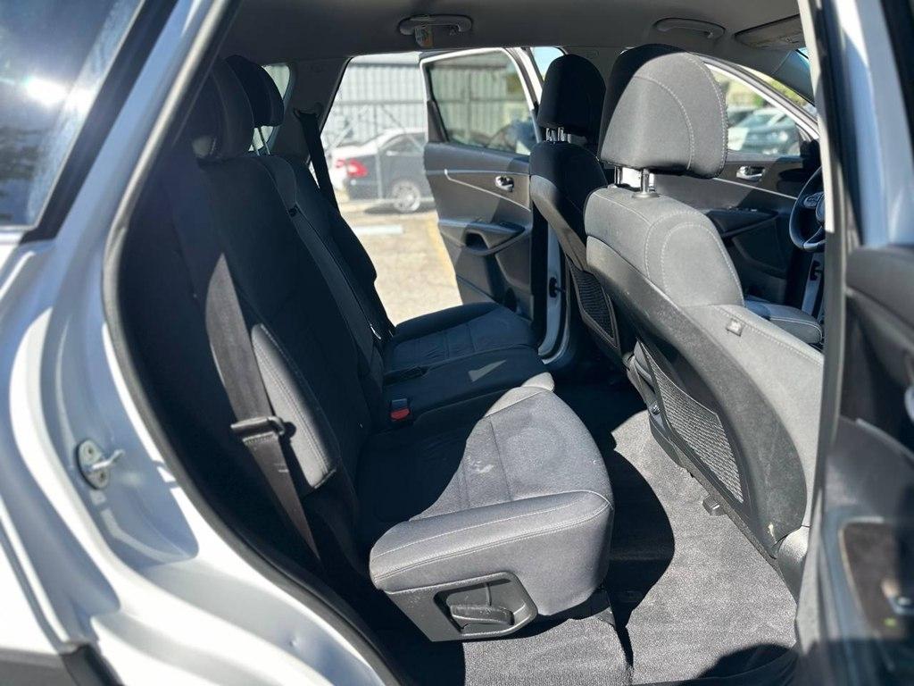 Kia Sorento LX V6 FWD 2017
