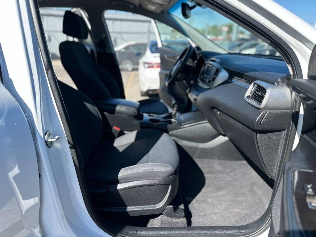 Kia Sorento LX V6 FWD 2017