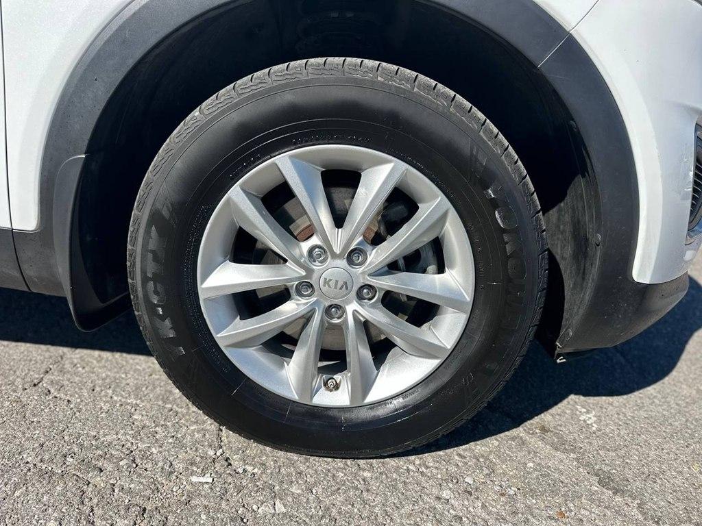 Kia Sorento LX V6 FWD 2017