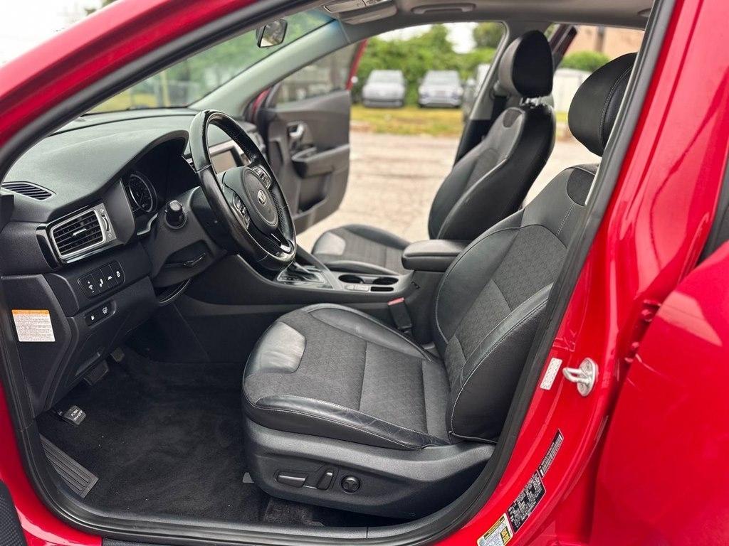 Kia Niro EX FWD 2017