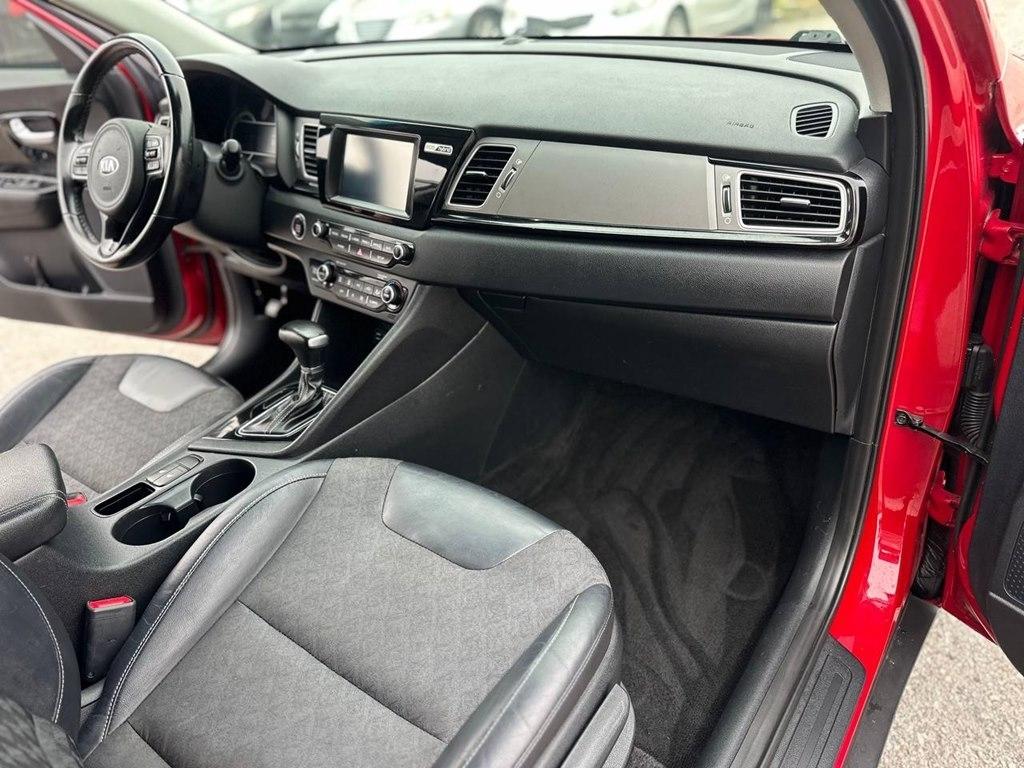 Kia Niro EX FWD 2017