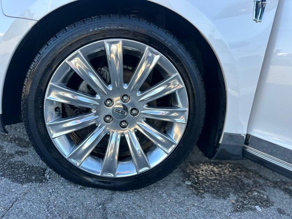 Lincoln MKS 4dr Sdn 3.7L FWD 2012