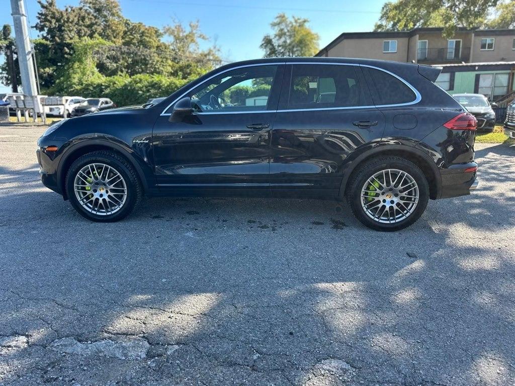 Porsche Cayenne AWD 4dr S E-Hybrid 2016