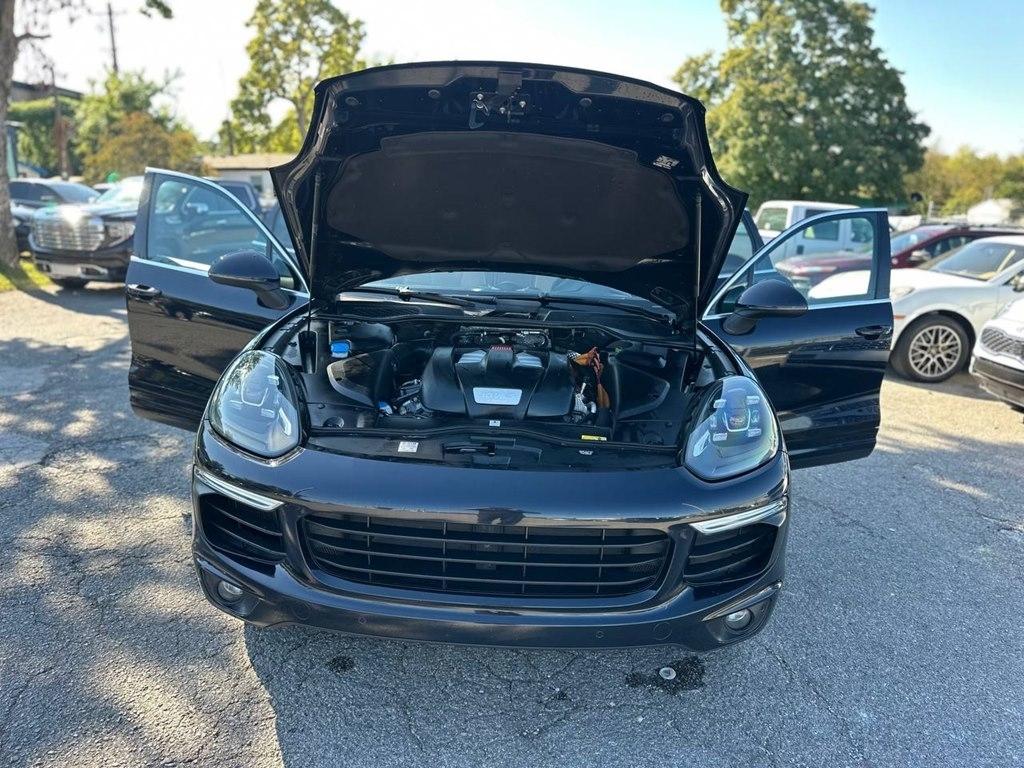 Porsche Cayenne AWD 4dr S E-Hybrid 2016
