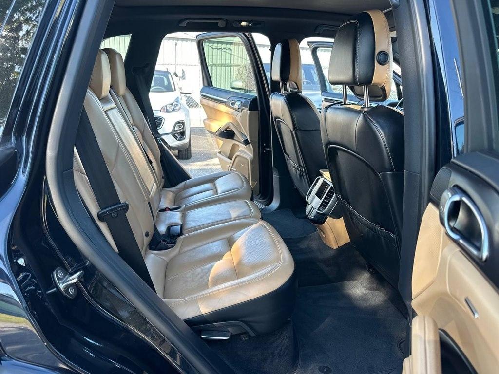Porsche Cayenne AWD 4dr S E-Hybrid 2016