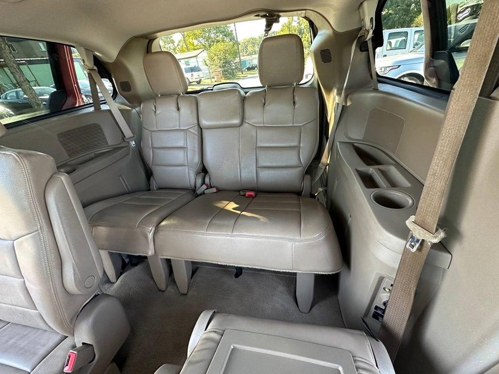 Chrysler Town & Country 4dr Wgn Touring 2013