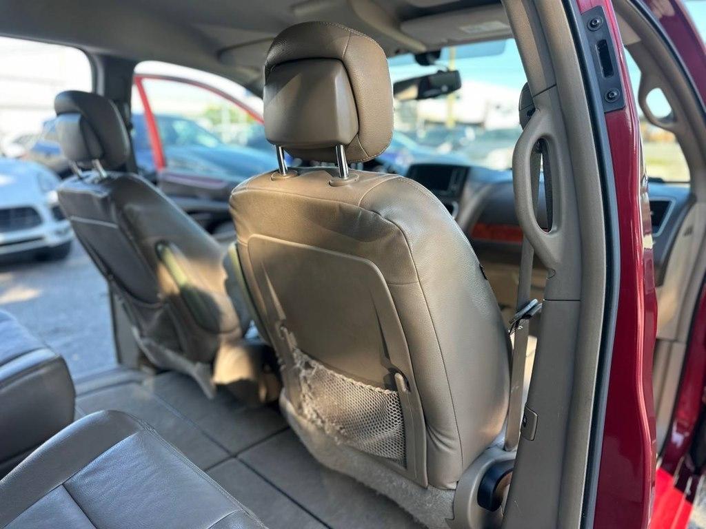 Chrysler Town & Country 4dr Wgn Touring 2013