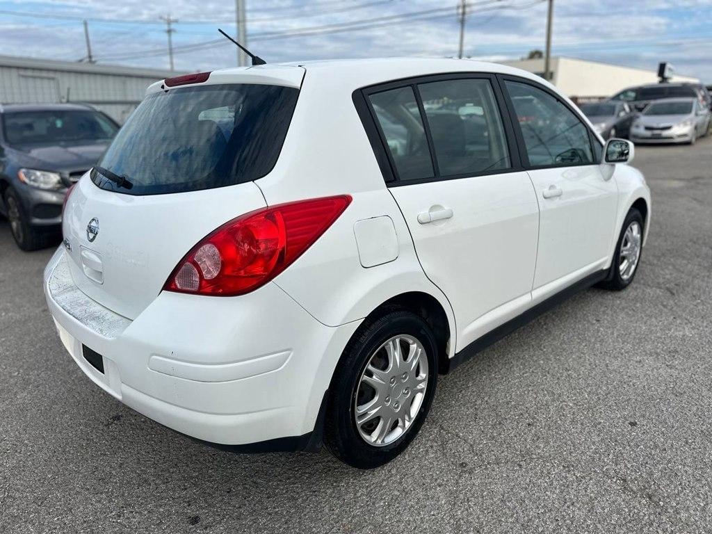 Nissan Versa 5dr HB Auto 1.8 S 2012