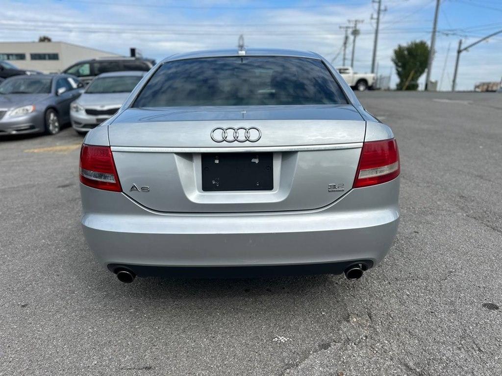 Audi A6 4dr Sdn 3.2L quattro Auto 2006