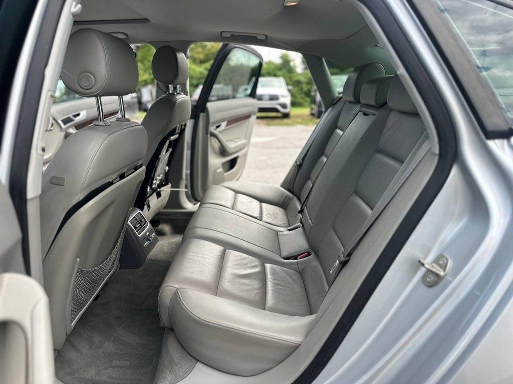 Audi A6 4dr Sdn 3.2L quattro Auto 2006