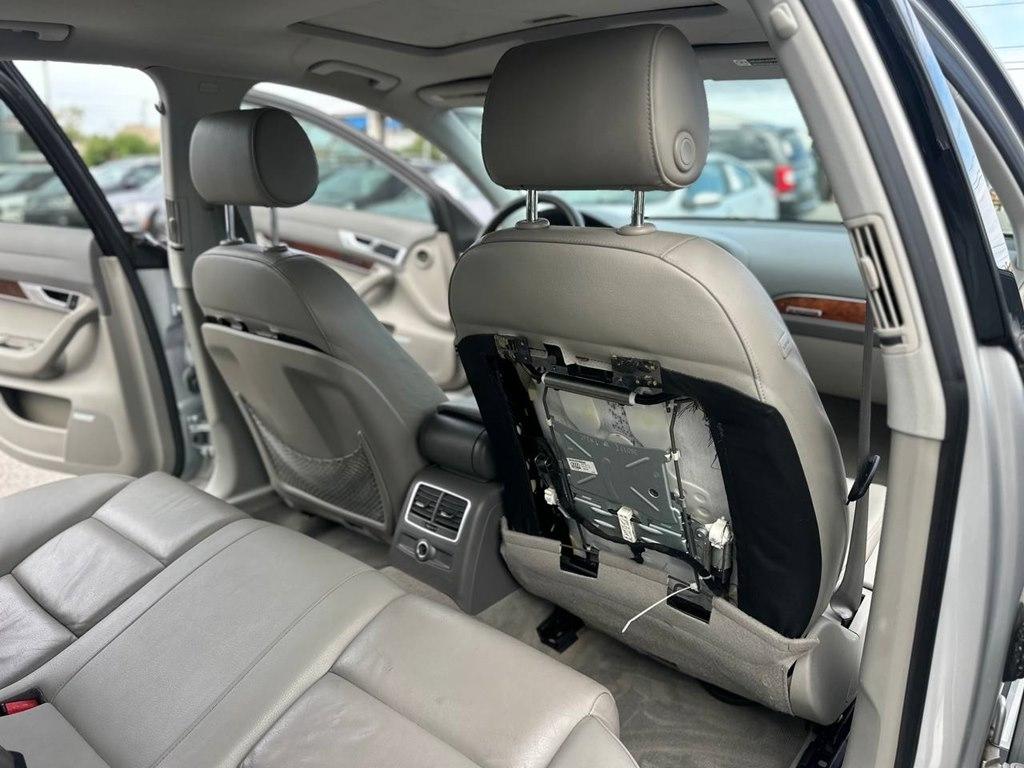 Audi A6 4dr Sdn 3.2L quattro Auto 2006