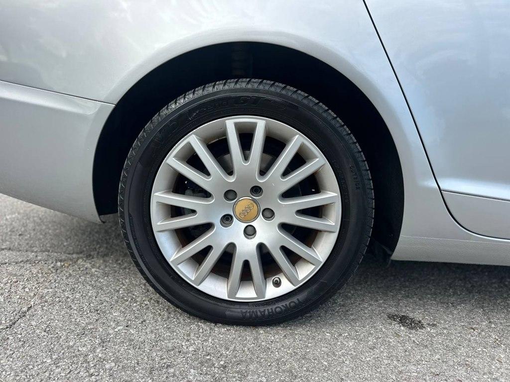 Audi A6 4dr Sdn 3.2L quattro Auto 2006