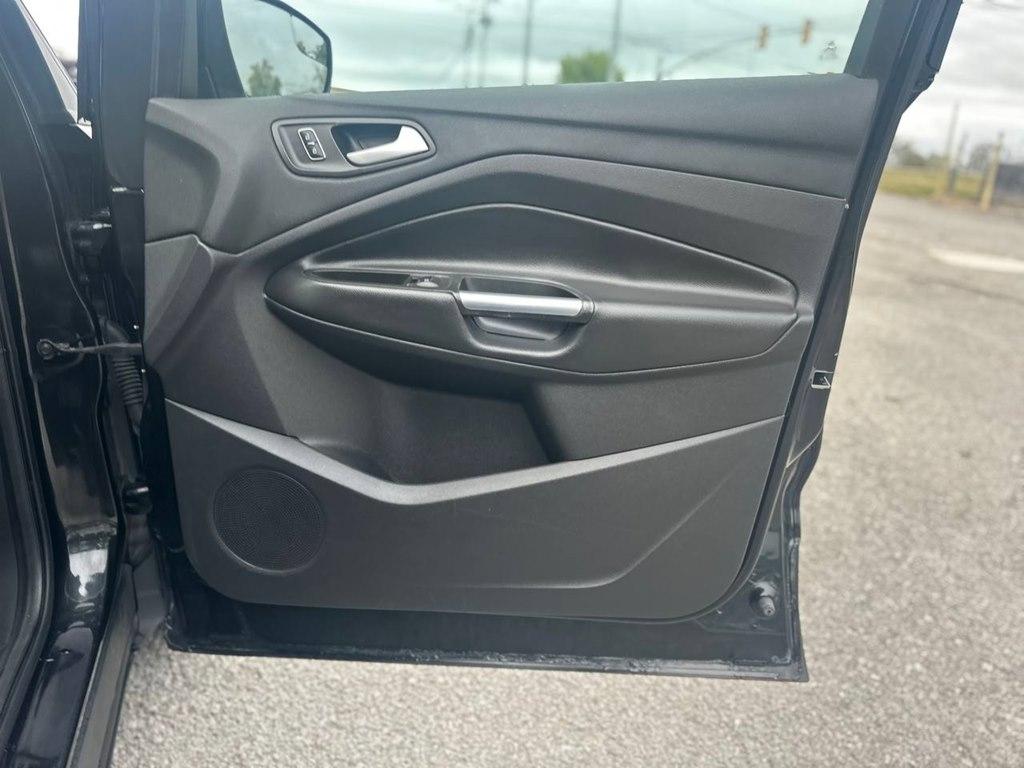 Ford Escape 4WD 4dr Titanium 2014