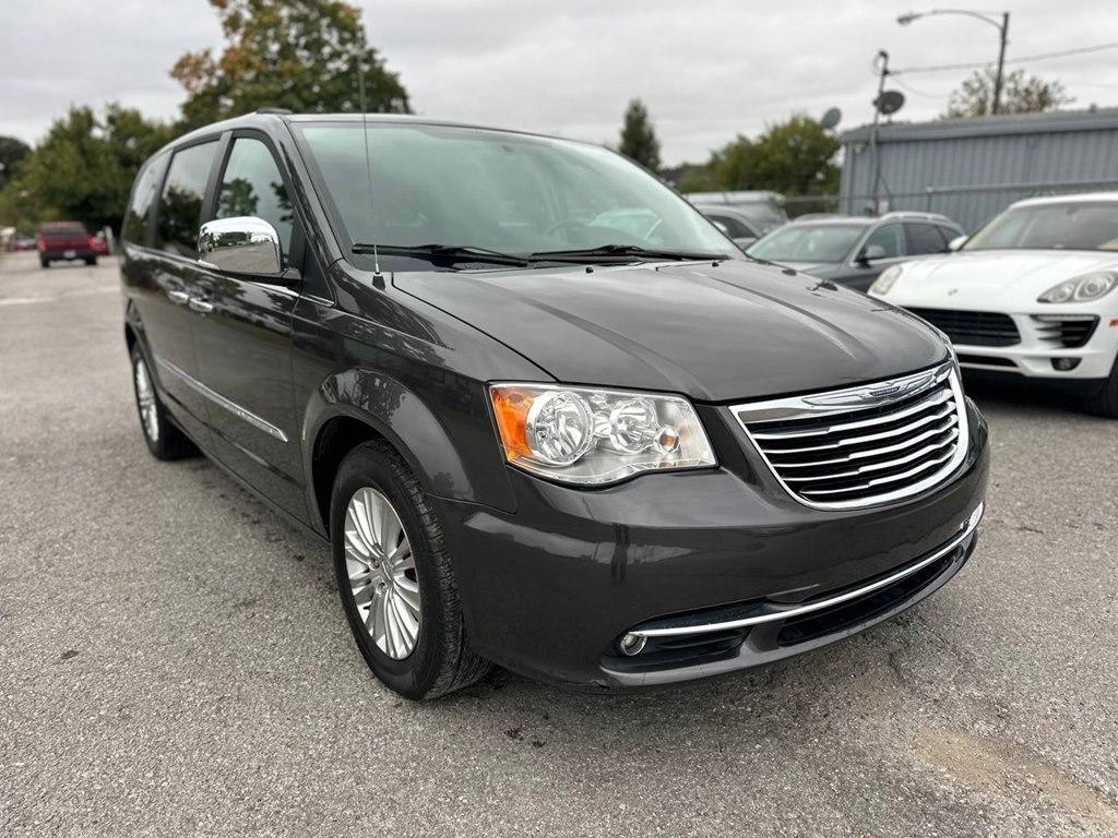 Chrysler Town & Country 4dr Wgn Limited 2015
