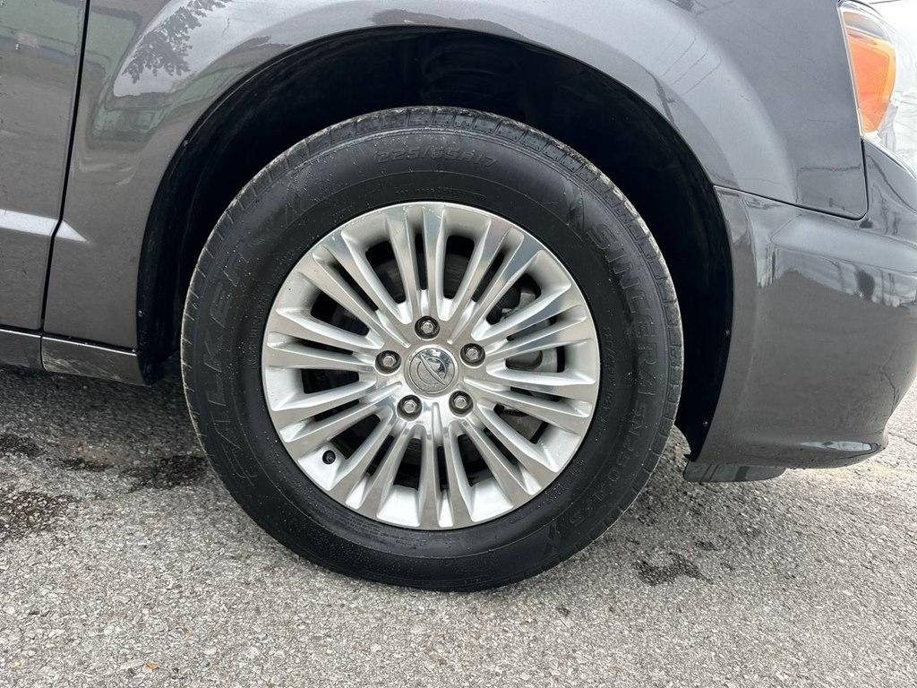 Chrysler Town & Country 4dr Wgn Limited 2015