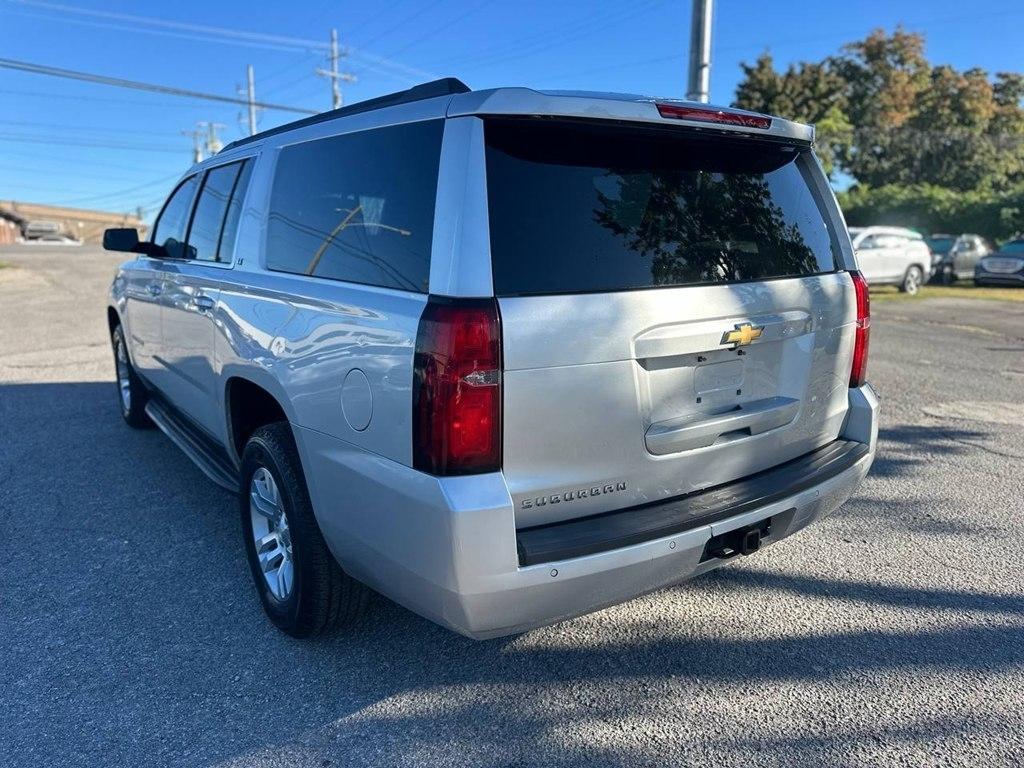 Chevrolet Suburban 2WD 4dr 1500 LT 2019