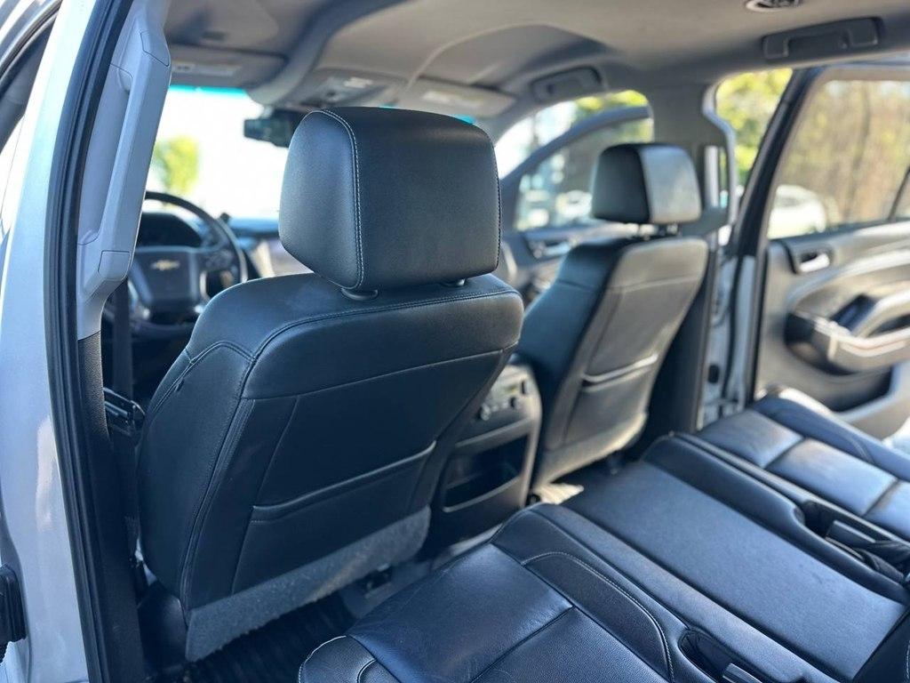 Chevrolet Suburban 2WD 4dr 1500 LT 2019