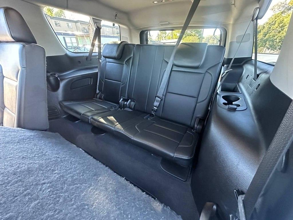 Chevrolet Suburban 2WD 4dr 1500 LT 2019