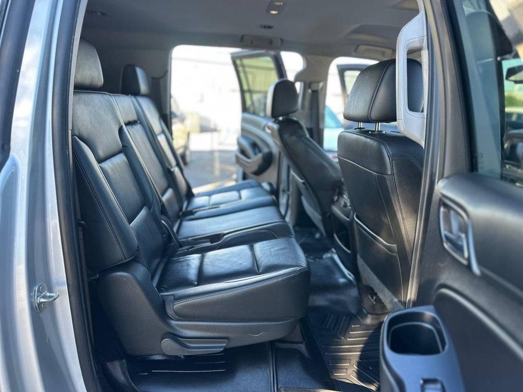 Chevrolet Suburban 2WD 4dr 1500 LT 2019