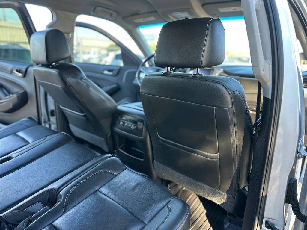 Chevrolet Suburban 2WD 4dr 1500 LT 2019