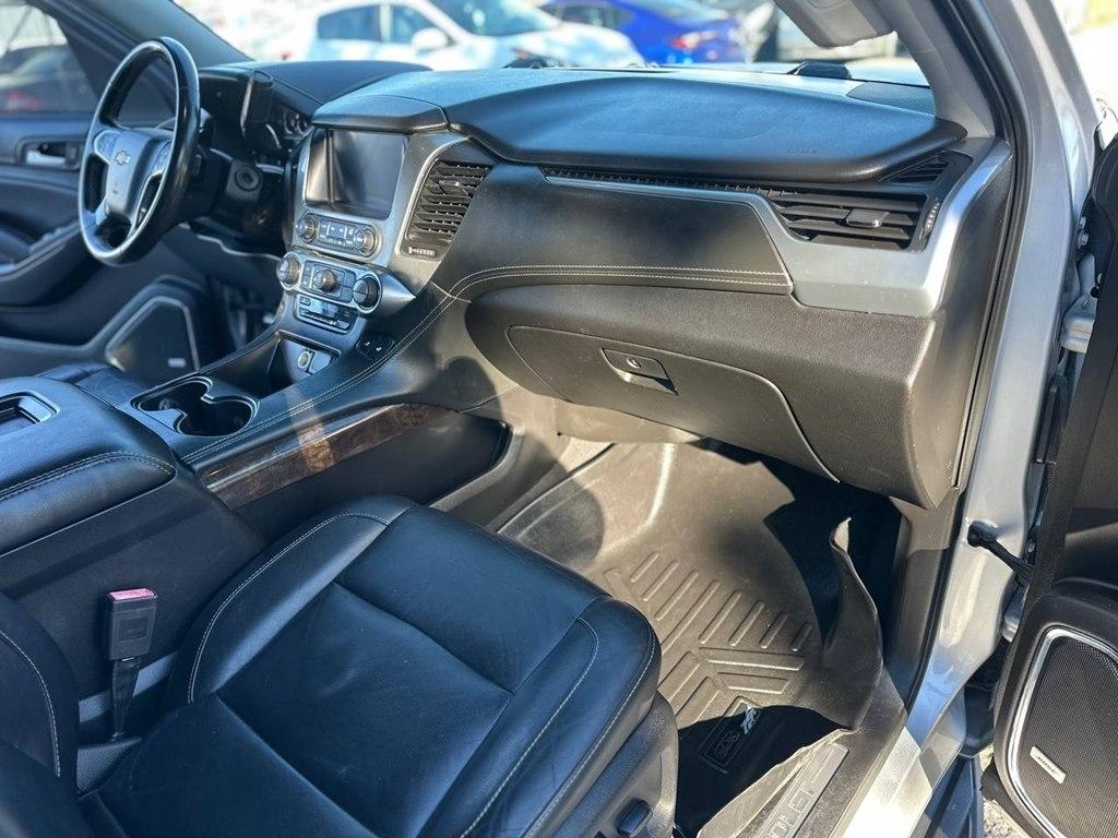 Chevrolet Suburban 2WD 4dr 1500 LT 2019