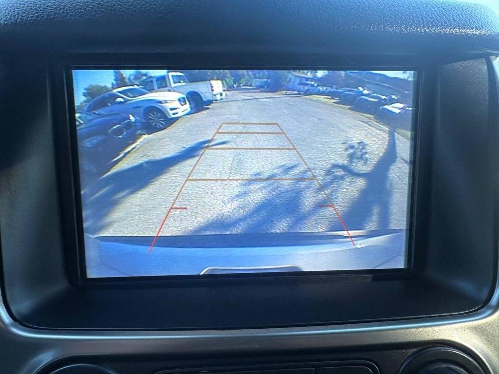 Chevrolet Suburban 2WD 4dr 1500 LT 2019