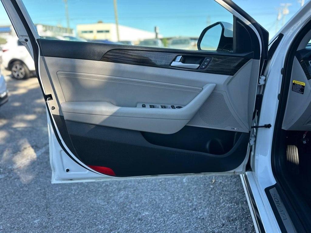 Hyundai Sonata Hybrid Limited 2.0L 2017
