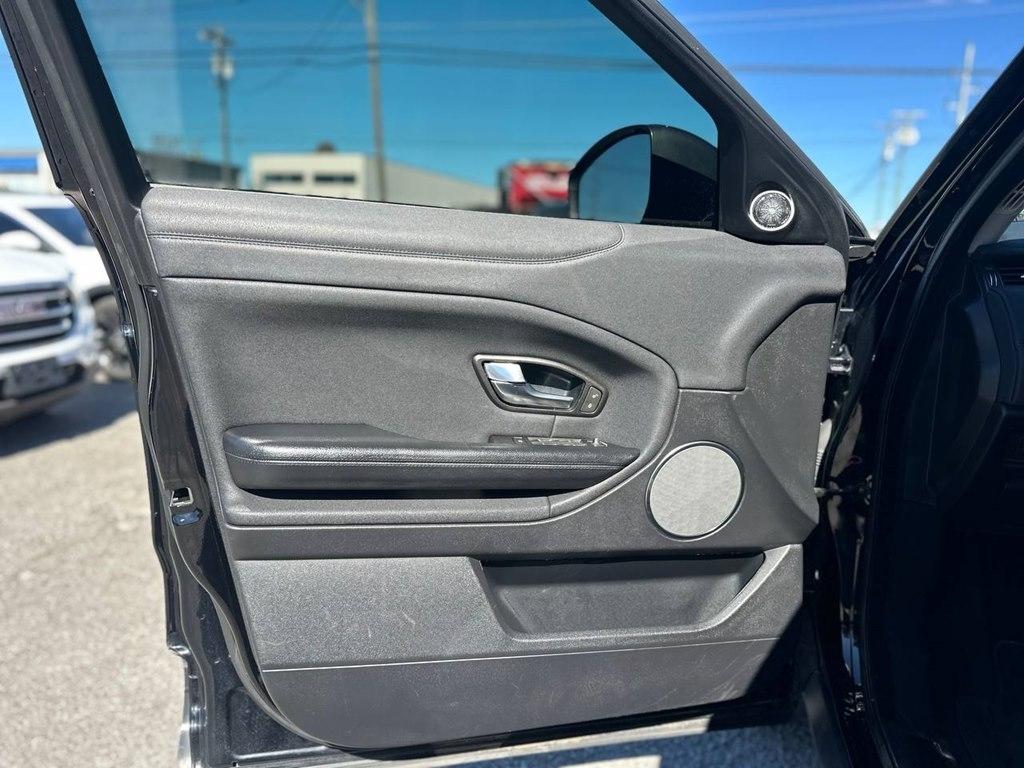 Land Rover Range Rover Evoque 5 Door SE 2018