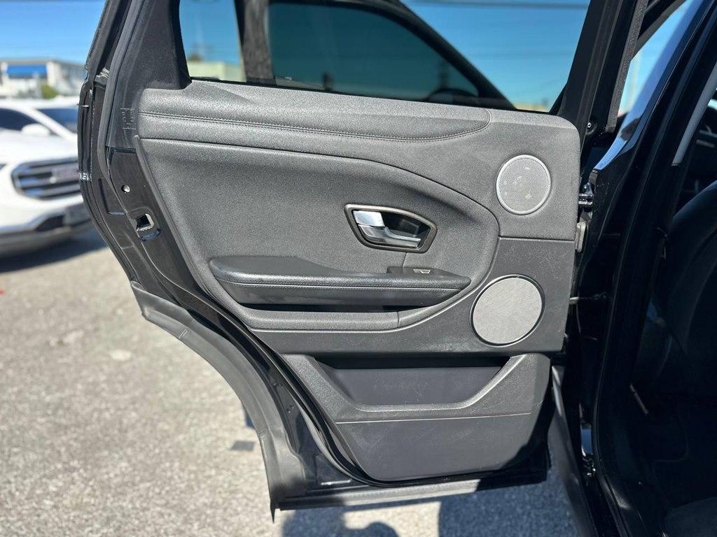 Land Rover Range Rover Evoque 5 Door SE 2018