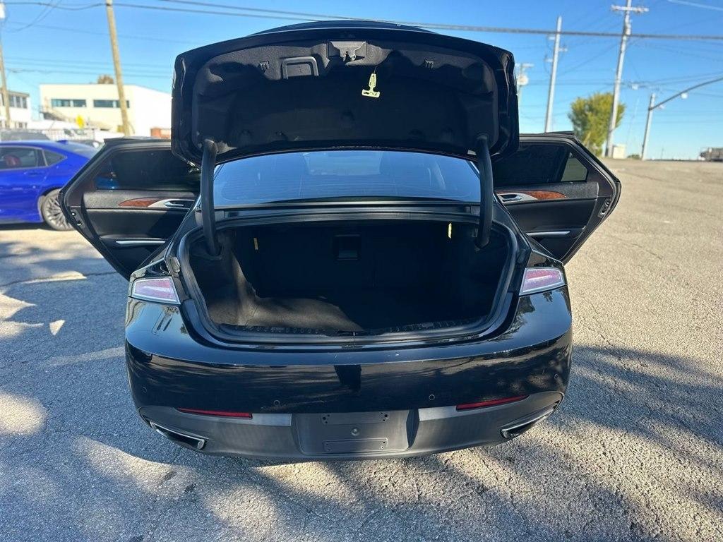 Lincoln MKZ 4dr Sdn FWD 2016