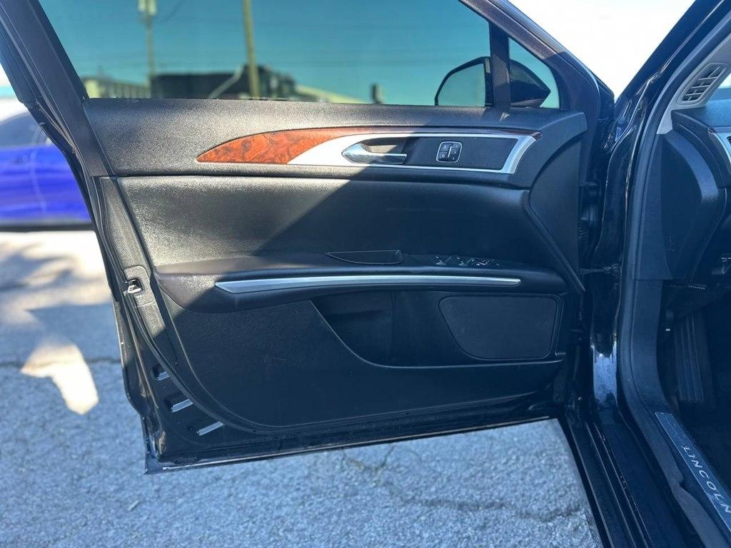 Lincoln MKZ 4dr Sdn FWD 2016
