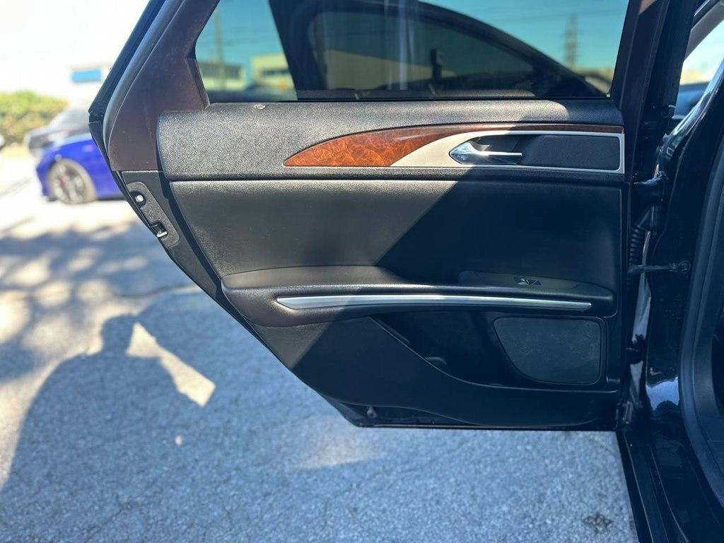 Lincoln MKZ 4dr Sdn FWD 2016