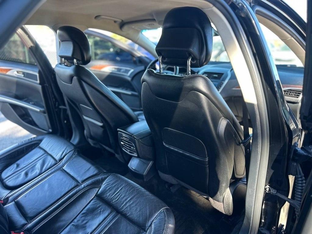 Lincoln MKZ 4dr Sdn FWD 2016