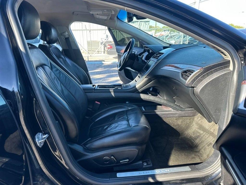 Lincoln MKZ 4dr Sdn FWD 2016